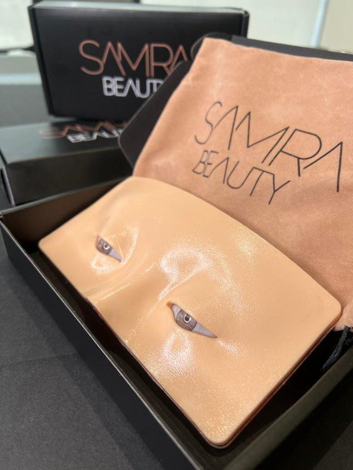 Makeup Practice Pad - Medium Skin - Grey eyes - Samra Beauty