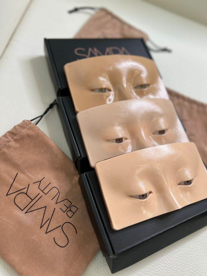 Makeup Practice Pad - Medium Skin - Grey eyes - Samra Beauty